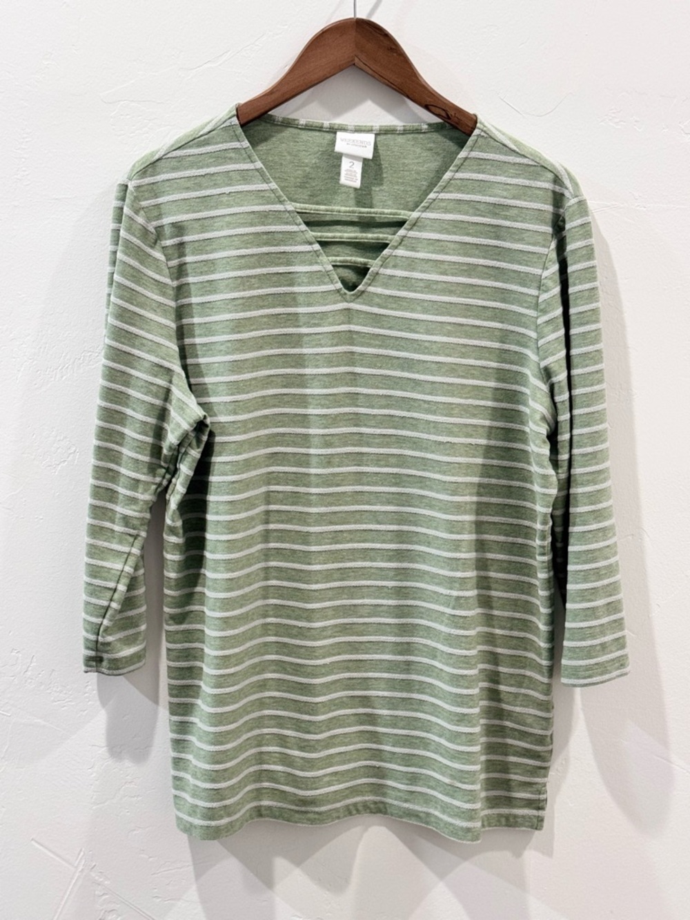Chico's Sage Green and White Striped V-Neck 3/4 Sleeve Long Top Size 2 (Large)